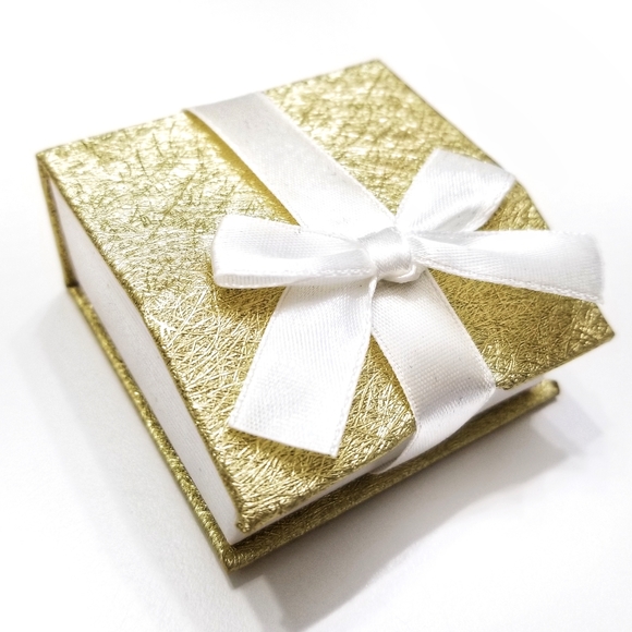 ✨SALE✨ 14K Gold Oval Amethyst Vintage Stud Earrings - Picture 9 of 9